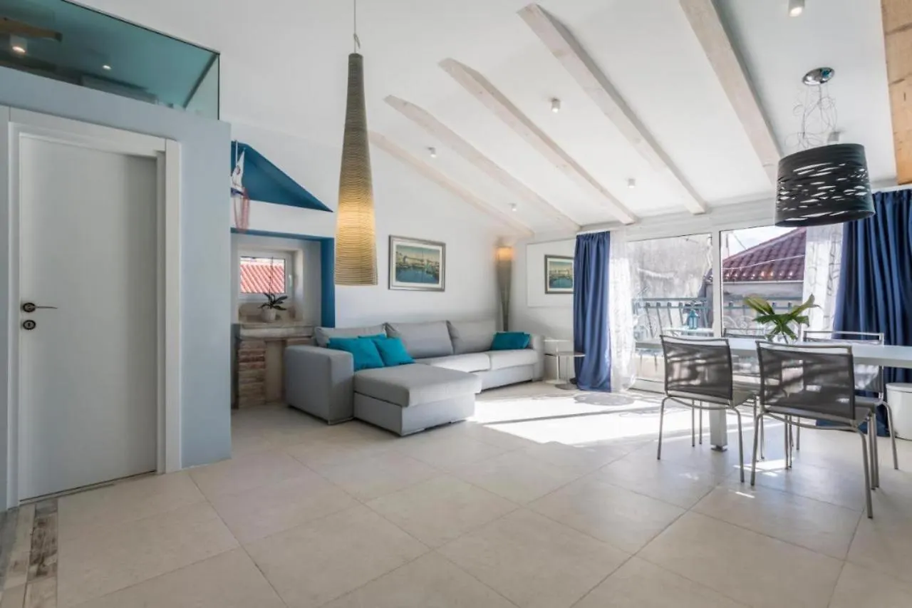 Ria Apartment In Diocletian Palace Split